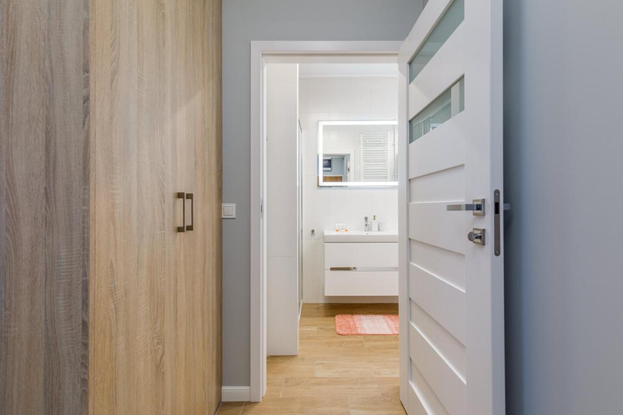 Apartment Rybacka With Parking&Balcony By Noclegi Renters Miedzywodzie Esterno foto